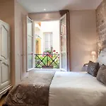 Le Nomad By Sweett